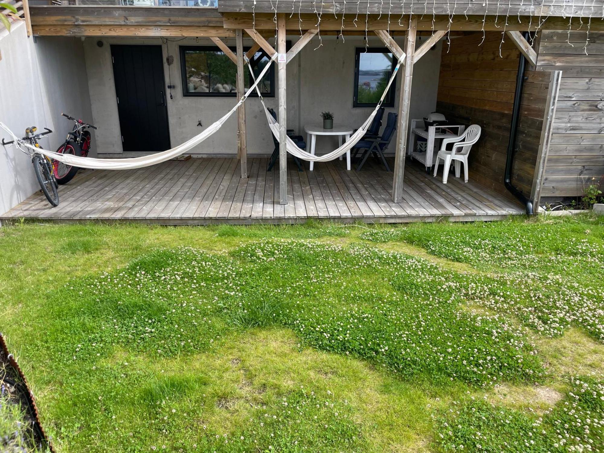 Ny Laegenhet Pa Markplan Med Havsutsikt Stromstad Exterior photo